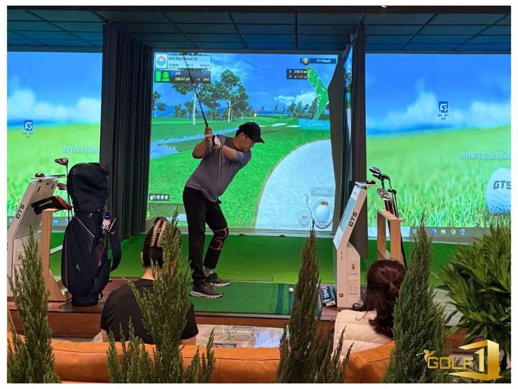 Nhiều khách hàng yên tâm chọn Golf1 Club bởi tính liền mạch khi du lịch, công tác
